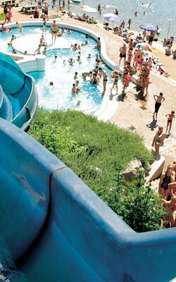 Wasserrutsche im Freien