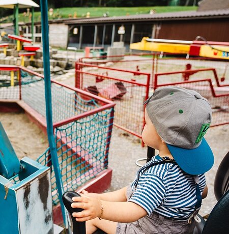 Münzbagger am Spielplatz